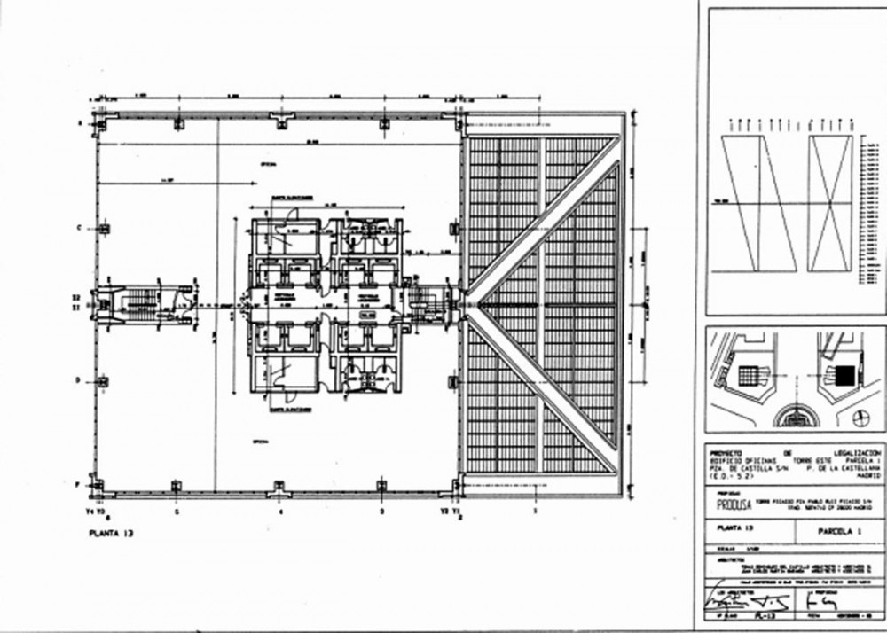 AD Classics: Puerta de Europa / Philip Johnson & John Burgee