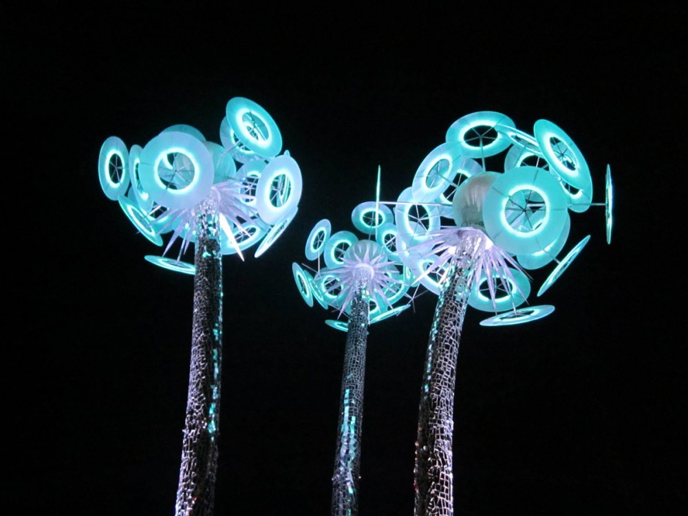 Coachella Valley Music and Arts Festival: Lights + Music
