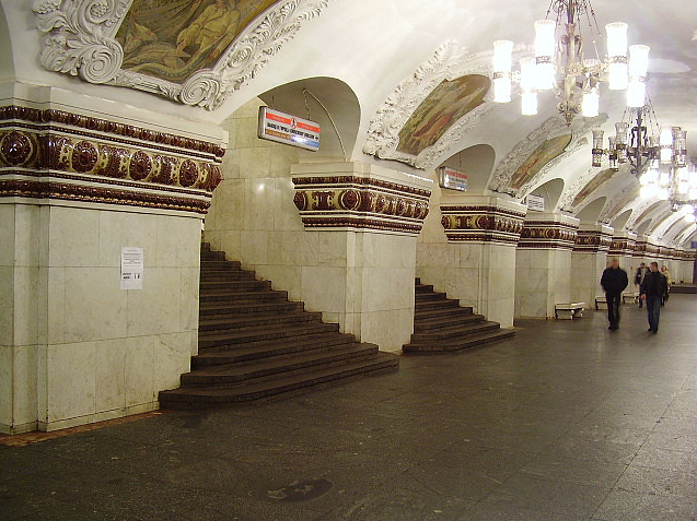 AD Classics: Moscow Metro / Robert Pogrebnoi and Yuriy Zenkivich