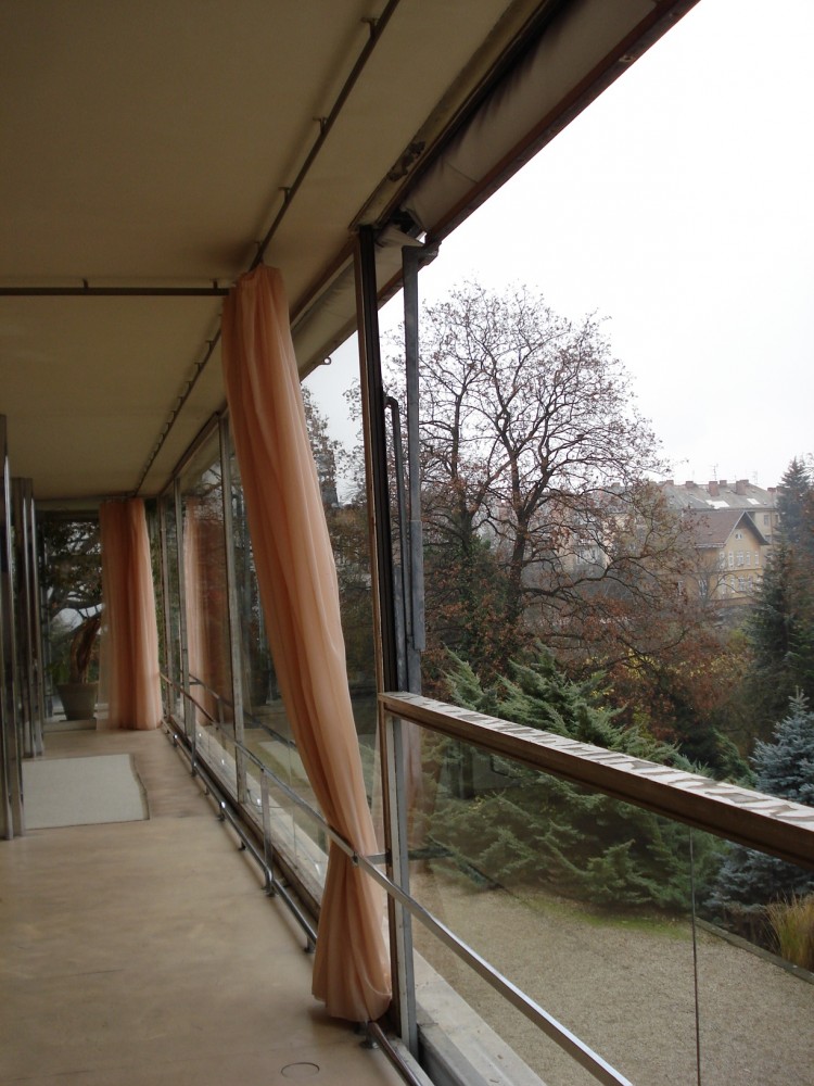 AD Classics: Villa Tugendhat / Mies van der Rohe
