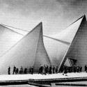 Philips Pavilion / Le Corbusier and Iannis Xenakis (9) Philips Pavilion / Le Corbusier and Iannis Xenakis (9) © wikimedia commons / wouter hagens