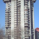 AD Classics: Torre Blancas / Francisco Javier Sáenz de Oiza (6) © Wikimedia Commons / zaqarbal