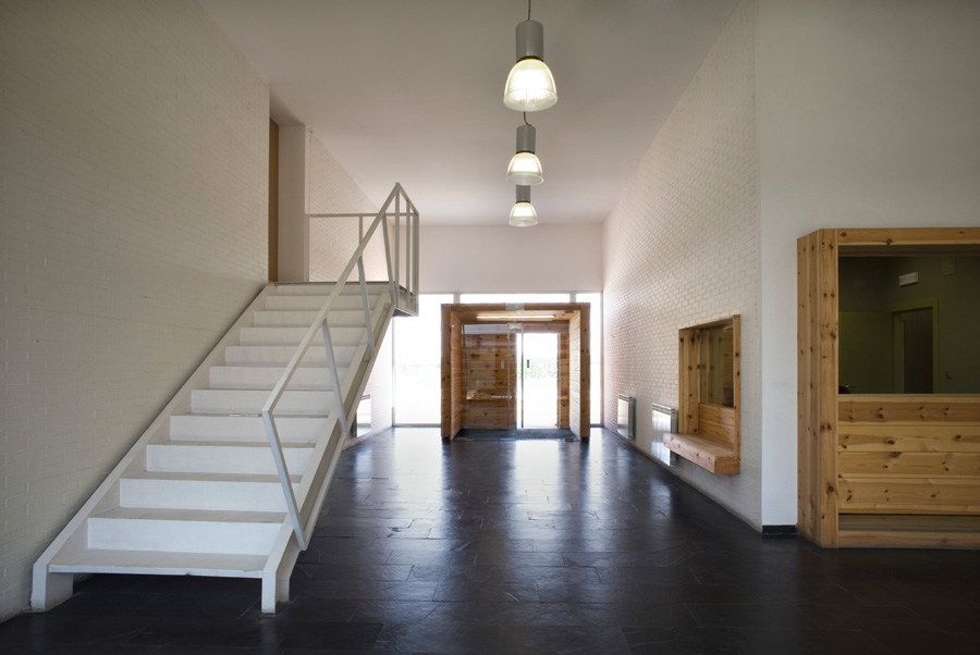 Aluminium Refinery Offices / Madland Estudio & Espacio Papel Arquitectos