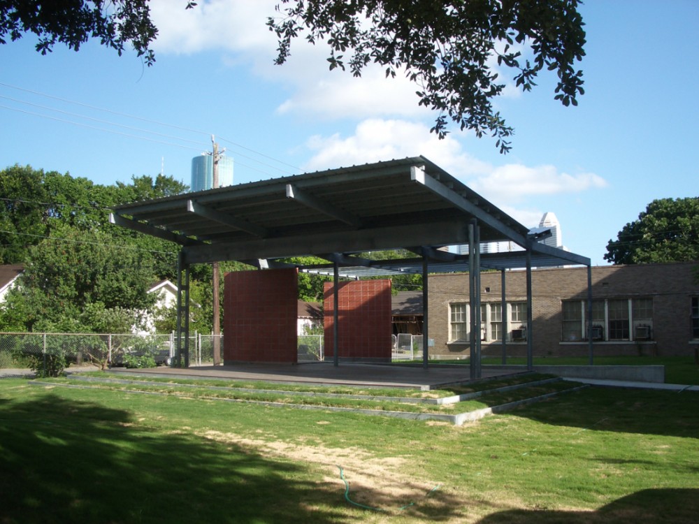 Solar Shade Tree / UH GDBS