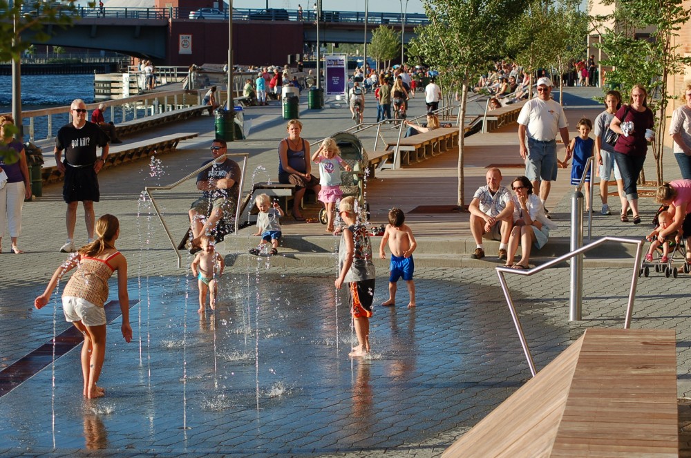 The CityDeck / StossLU