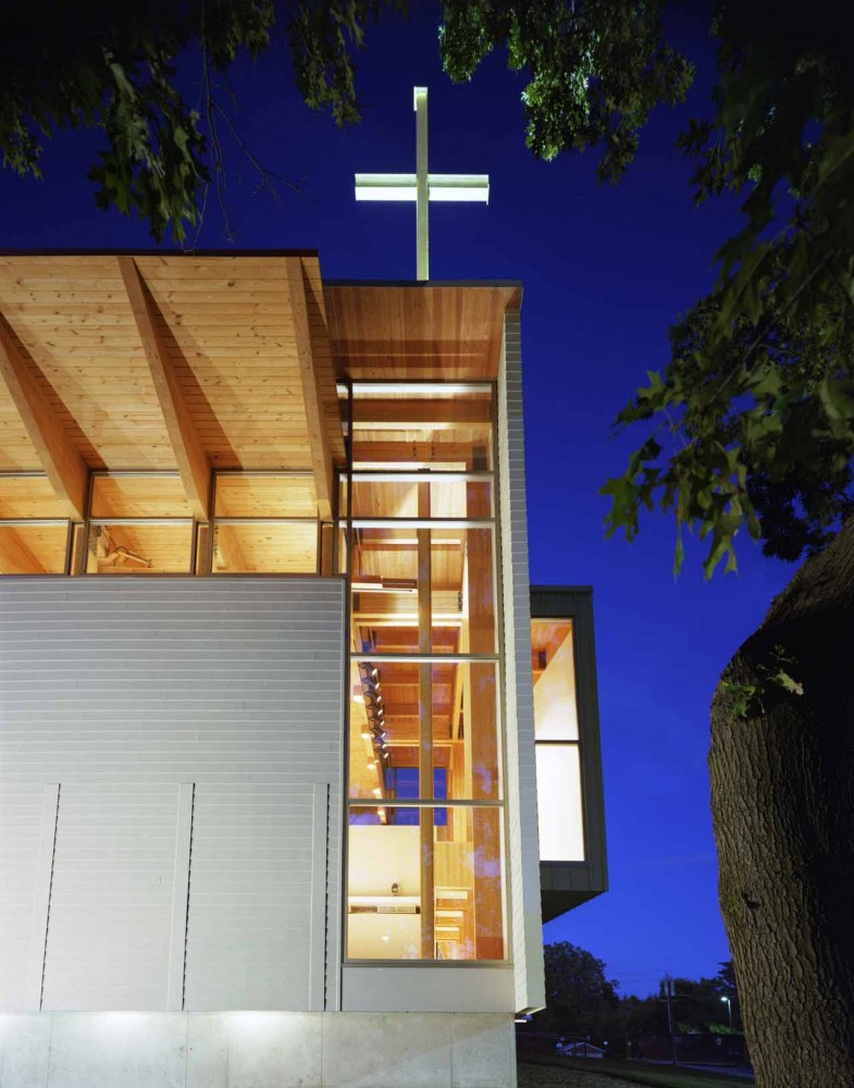 First Congregational Church, United Church of Christ Sanctuary / Constantine George Pappas AIA Architecture/Planning