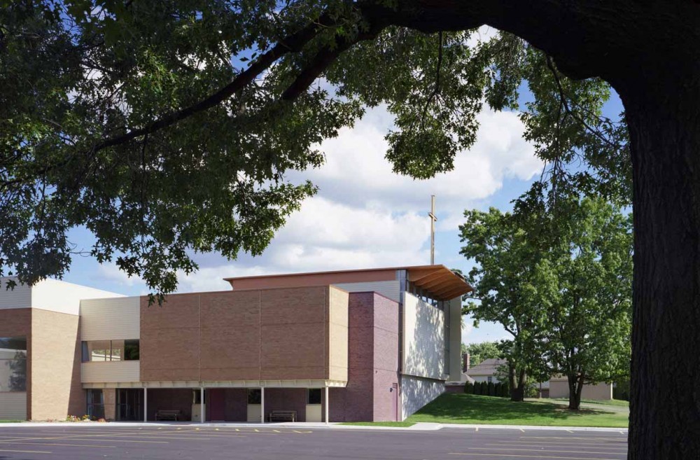 First Congregational Church, United Church of Christ Sanctuary / Constantine George Pappas AIA Architecture/Planning