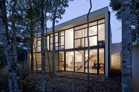 HAZP House / Frederico Zanelato | Arquitetos (1)