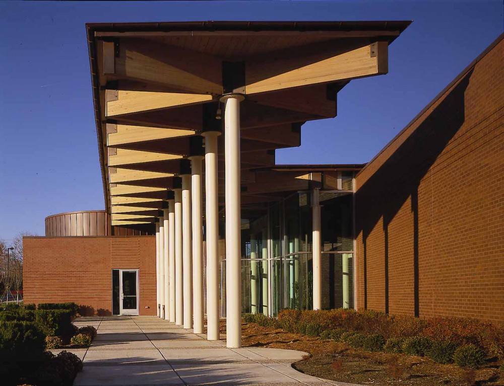 St. Elizabeth Ann Seton Catholic Church / Constantine George Pappas AIA Architecture/Planning