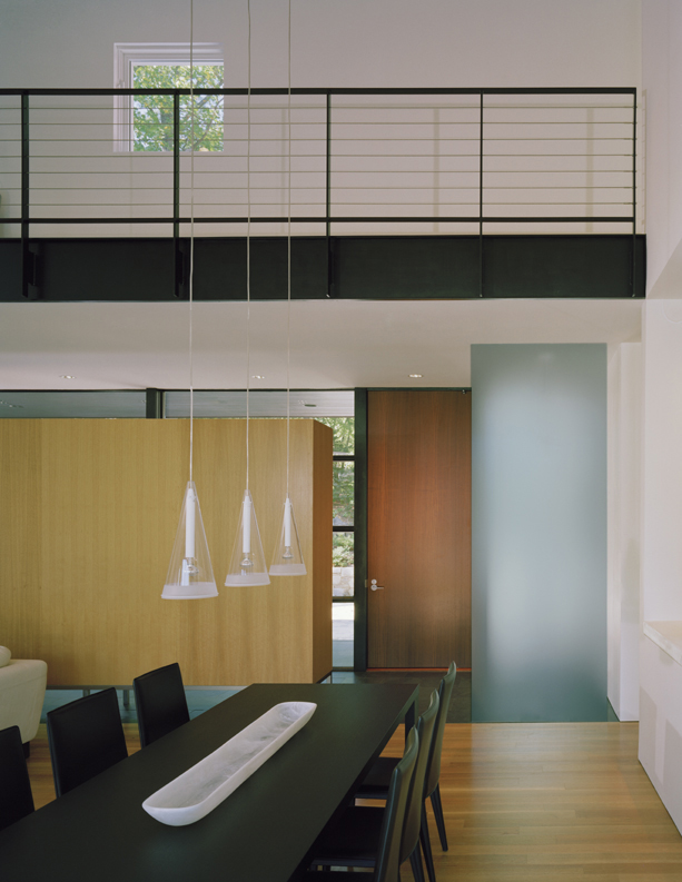 Crab Creek House / Robert Gurney Architect