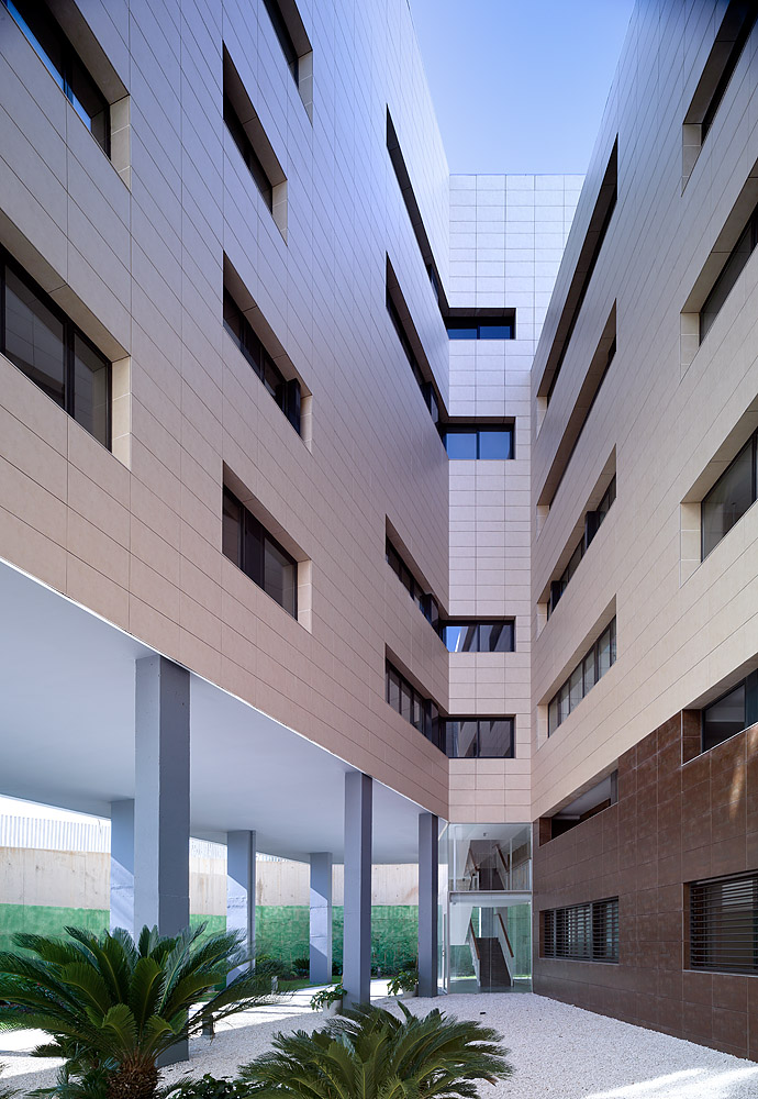 Multi-Family Housing in Sevilla / Studio Af6