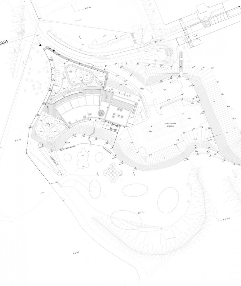 The Recreation Center of “le Bois des Gelles” / G Architecture