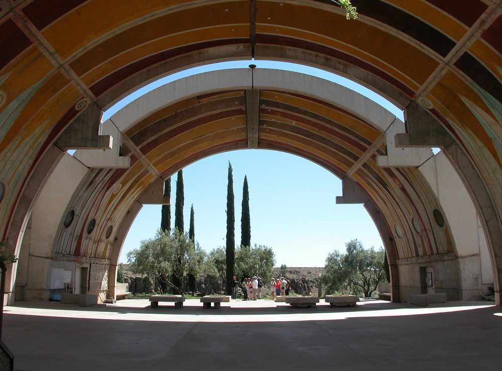 Paolo Soleri’s Arcosanti : The City in the Image of Man