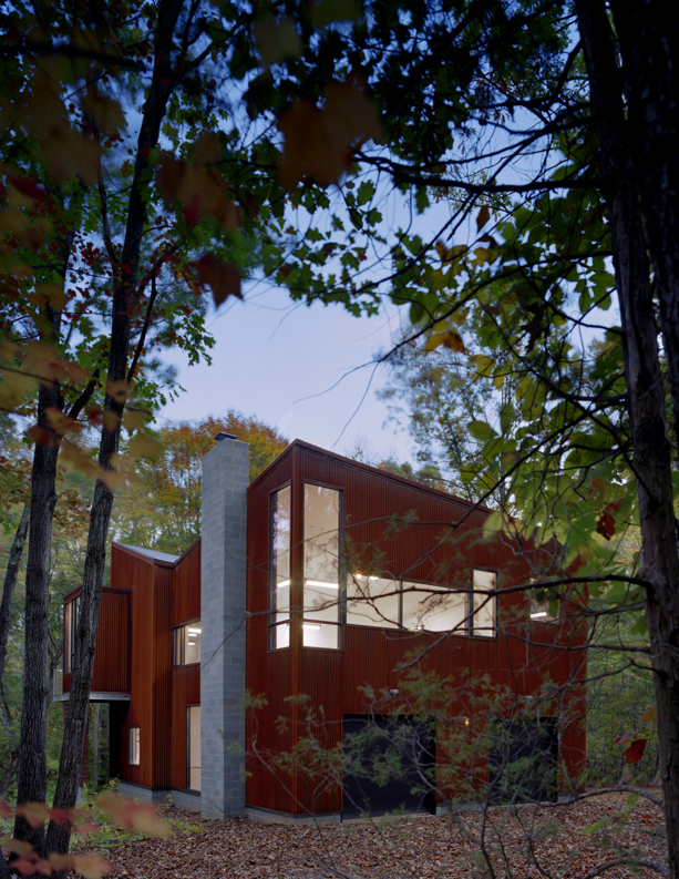 Jacobson Carriage House / Robert Gurney Architect