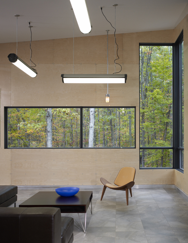 Jacobson Carriage House / Robert Gurney Architect
