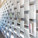 6030407700_dffa53aedc_b 6030407700_dffa53aedc_b BookCaseScreenWall © IwamotoScott Architecture