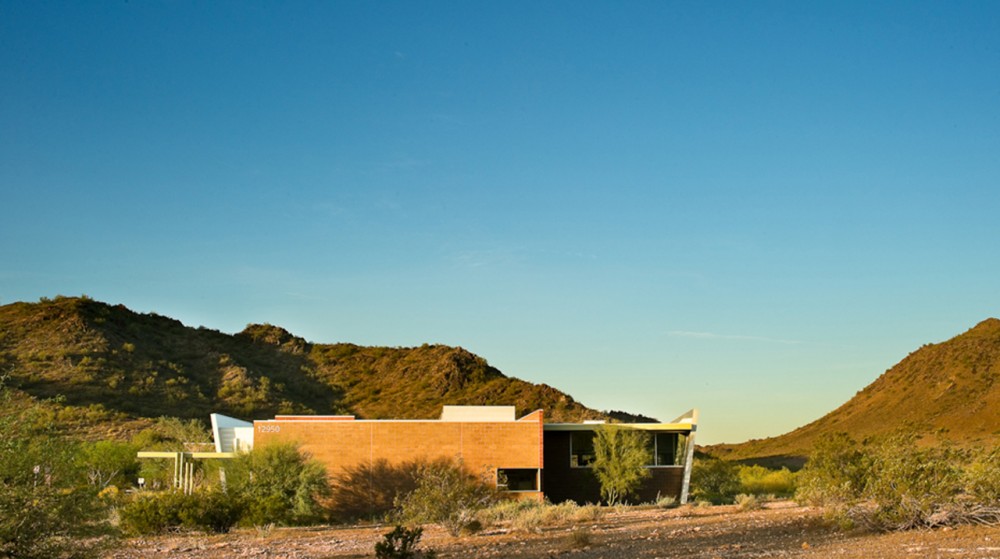 North Mountain Visitor Center / John Douglas Architects