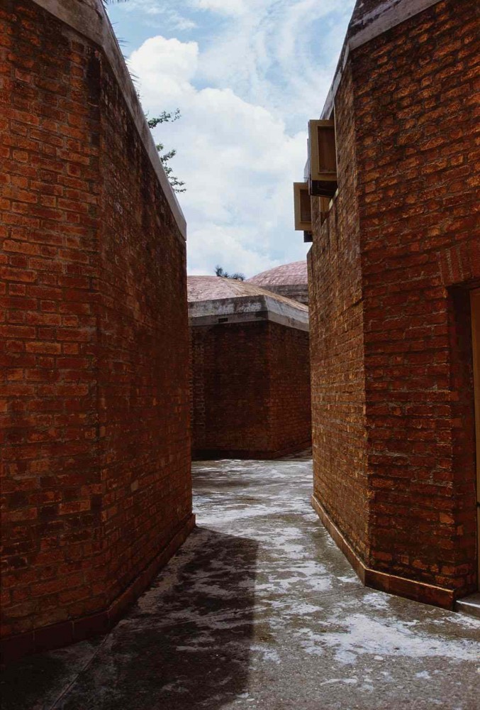 “Unfinished Spaces” Portrays Vindicated Architects of Cuba’s Forgotten Art Schools