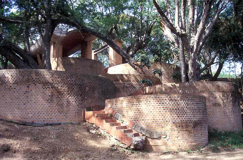 “Unfinished Spaces” Portrays Vindicated Architects of Cuba’s Forgotten Art Schools