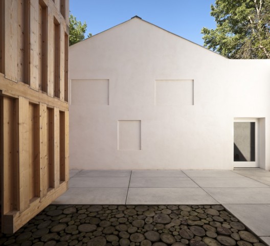 Water Museum / Juan Domingo Santos (5)