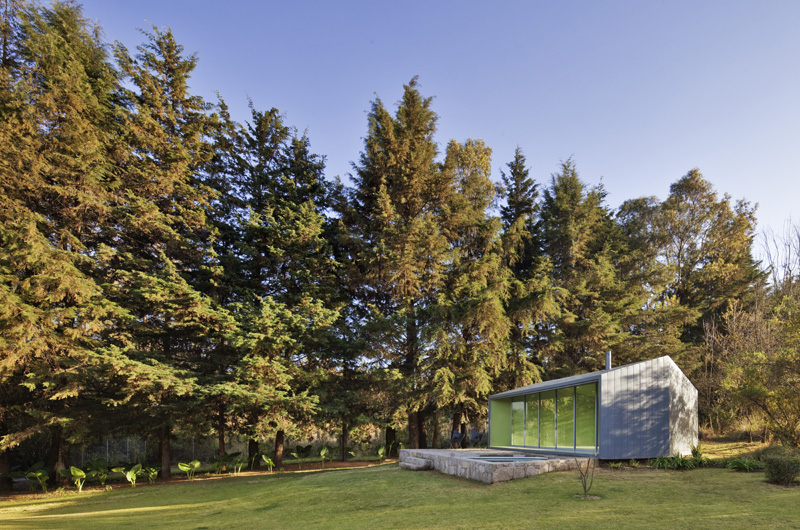 Pavilion in the Woods / Parque Humano