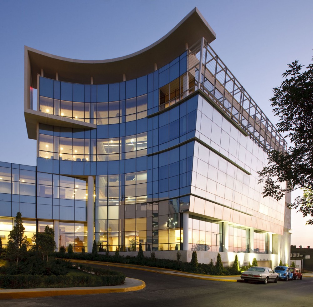ABC Cancer Center / HKS