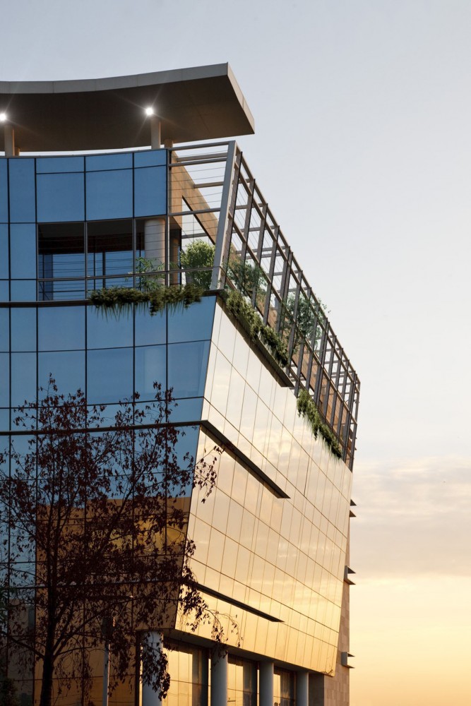 ABC Cancer Center / HKS
