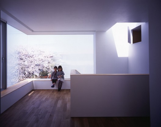 House in Suita / Horibe Naoko Architect Office (5)