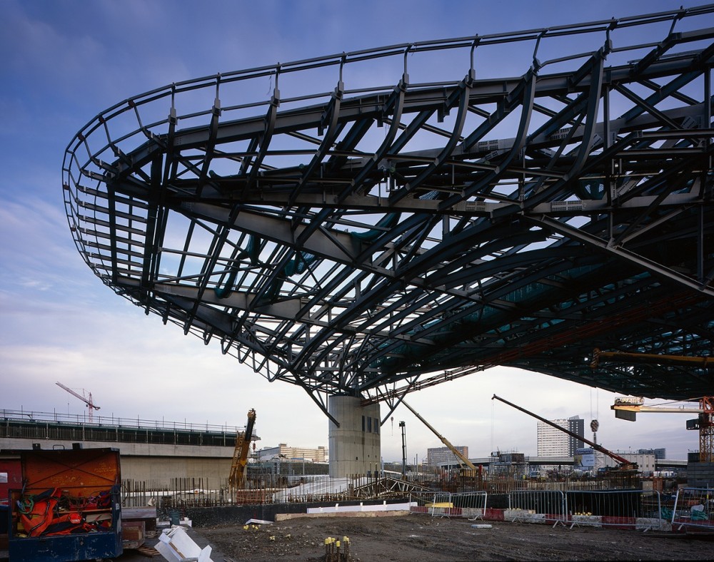 London Aquatics Centre for 2012 Summer Olympics / Zaha Hadid Architects