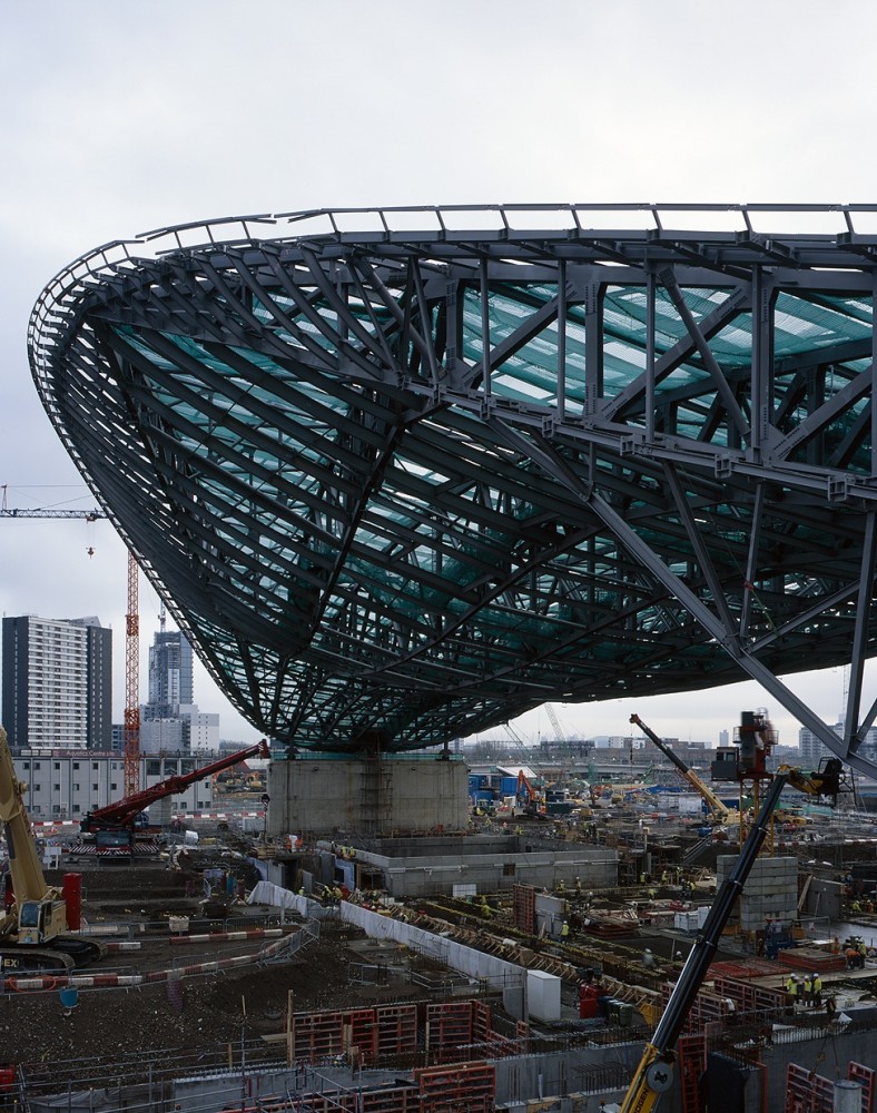 London Aquatics Centre for 2012 Summer Olympics / Zaha Hadid Architects