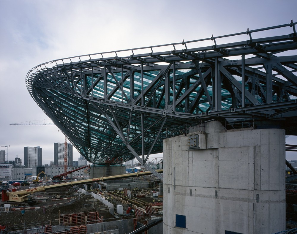 London Aquatics Centre for 2012 Summer Olympics / Zaha Hadid Architects