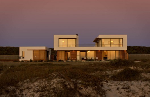 Big Bay Beach House / COA (5)