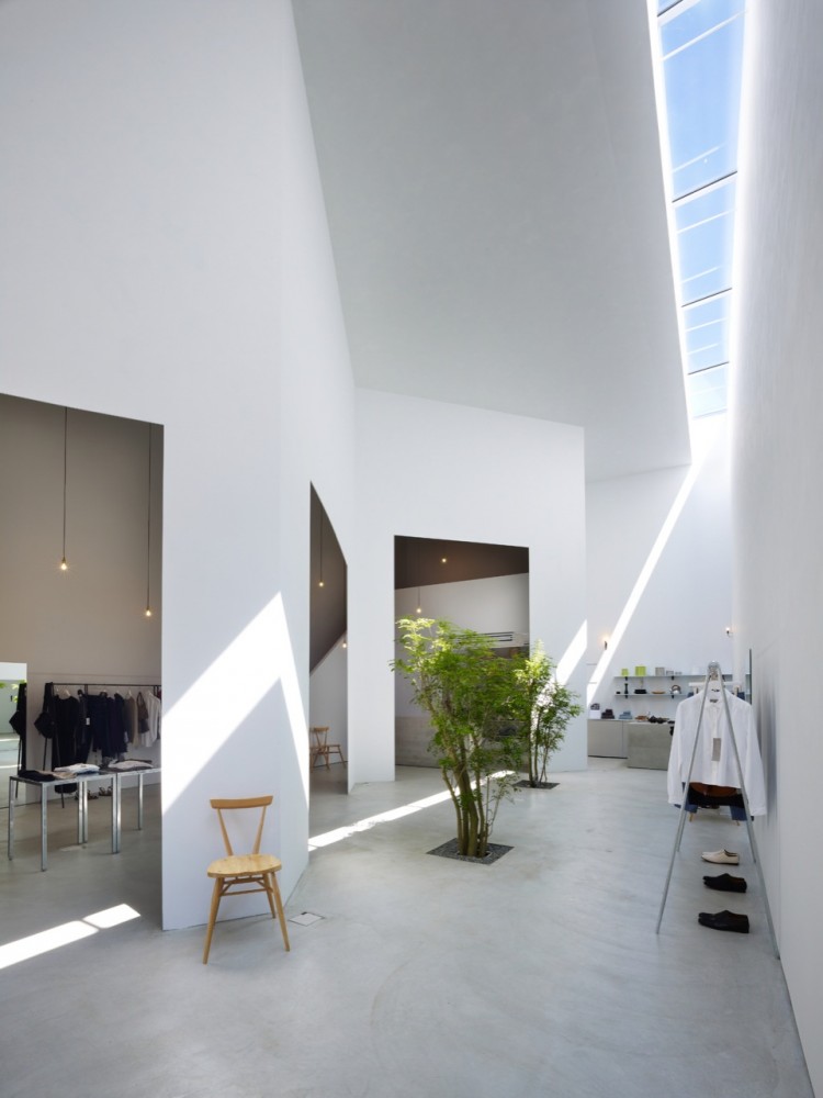 52 / Suppose Design Office