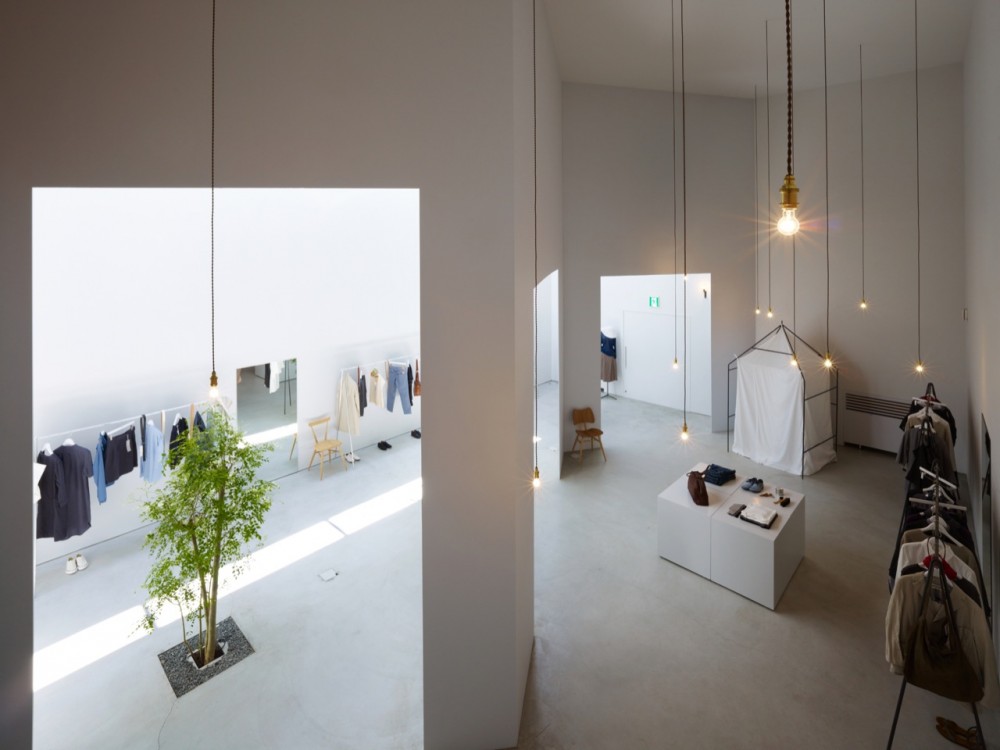 52 / Suppose Design Office