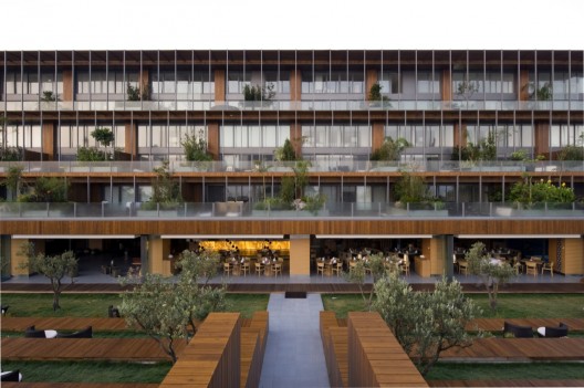 7800 Çeşme Residences and Hotel / Emre Arolat Architects (18)