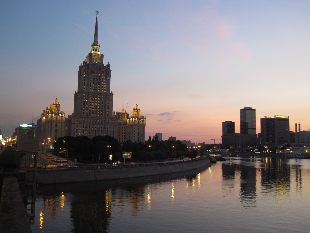 AD Classics: Royal Hotel / Arkady Mordvinov