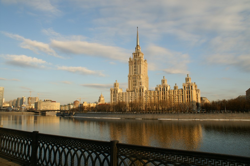 AD Classics: Royal Hotel / Arkady Mordvinov