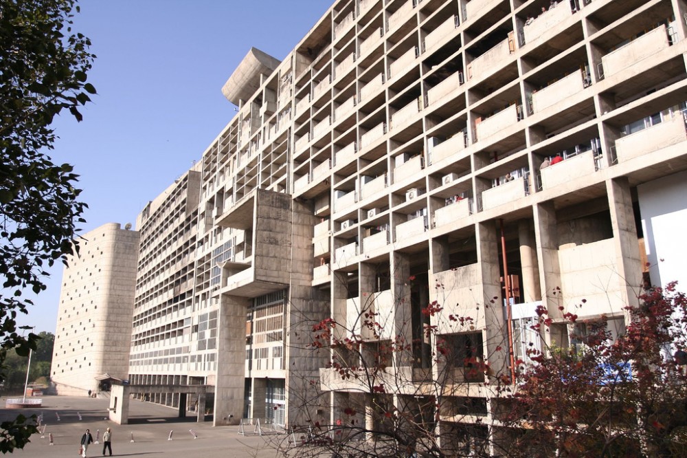 AD Classics: Chandigarh Secretariat / Le Corbusier