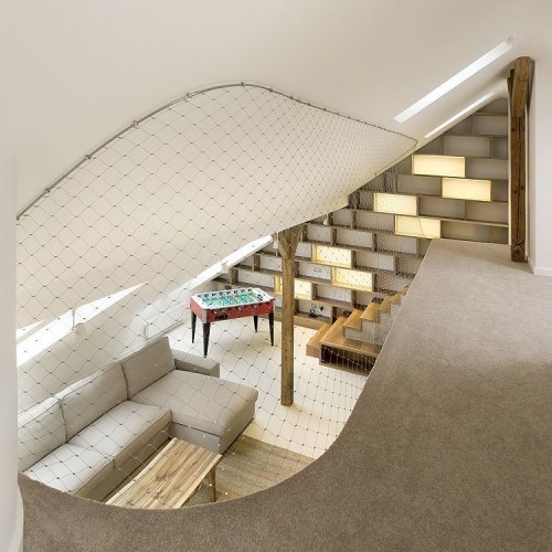 Rounded Loft / A1 Architects (13)
