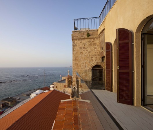 Jaffa Apartment / Pitsou Kedem Architect (6)
