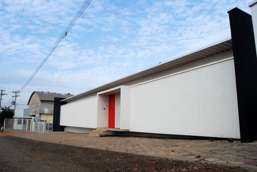 TRADIBOM Administrative Building / LBM Studio