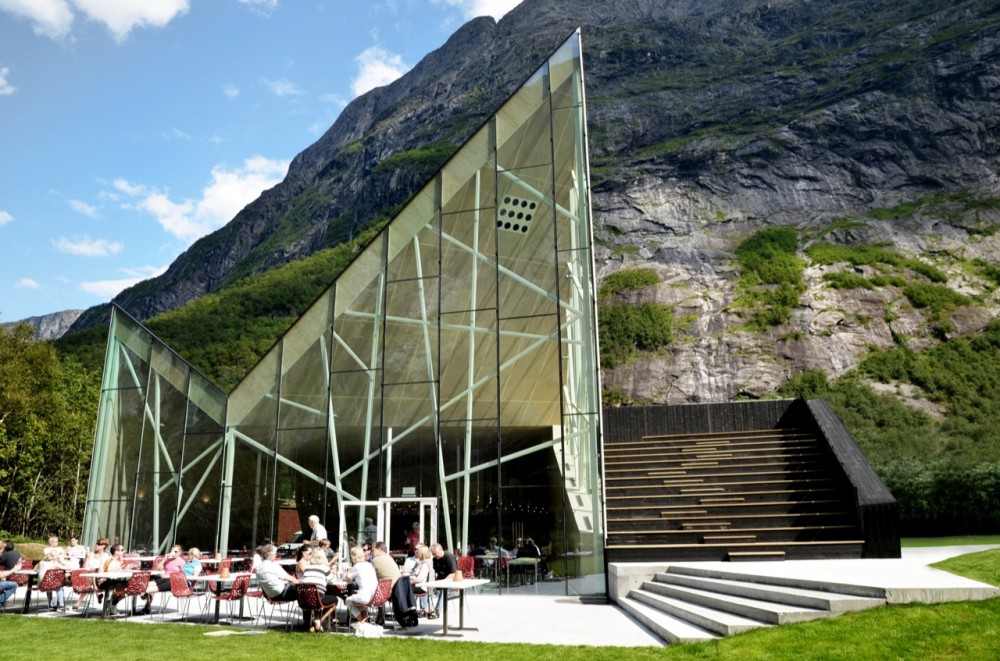Trollwall Restaurant and Service / RRA