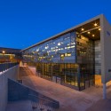 Atrisco Heritage Academy / Perkins+Will, FBT Architects (23) Atrisco Heritage Academy / Perkins+Will, FBT Architects (23) © New York Focus Photography