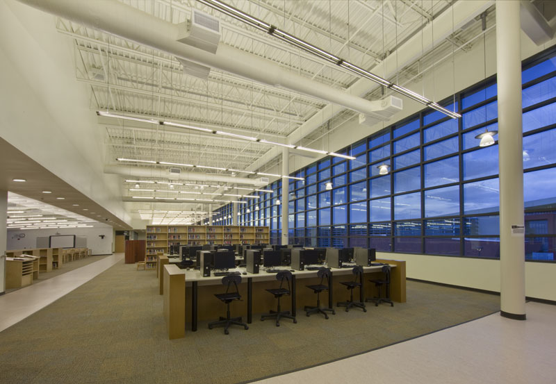 Atrisco Heritage Academy / Perkins+Will and FBT Architects
