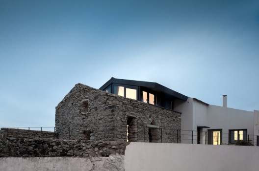 Cabrela House / Orgânica Arquitectura (1)
