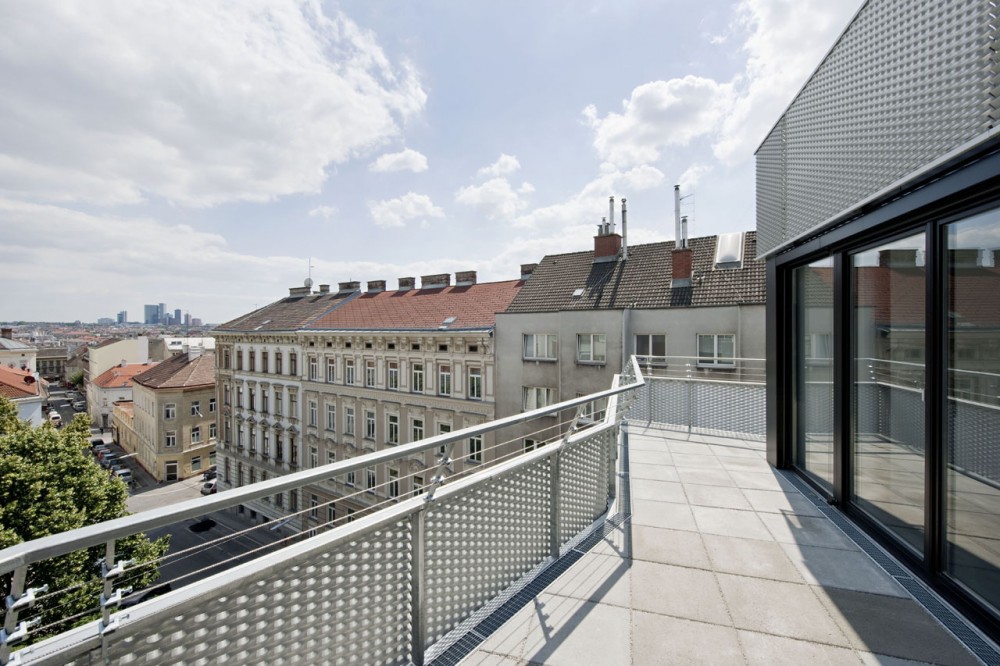 Urban Topos / HOLODECK architects