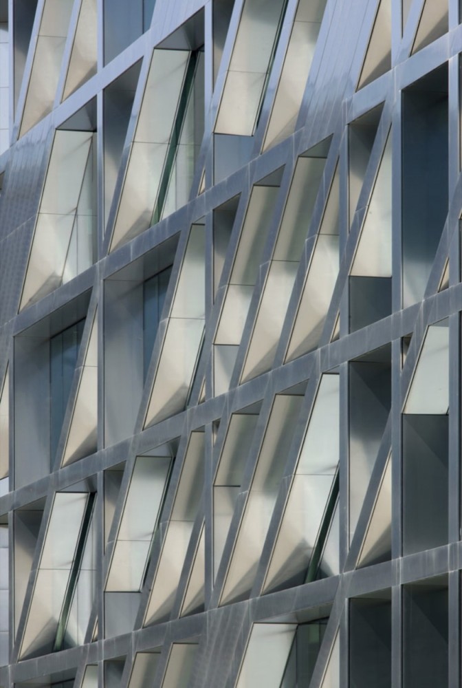 A.M.A. Headquarters / Rafael de La-Hoz Arquitectos