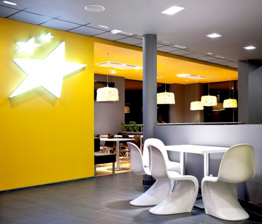 United Chicken / mode:lina architekci (4)