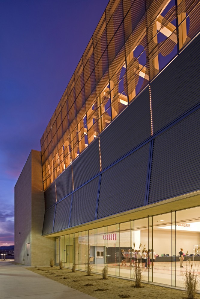 Silverland Middle School / Tate Snyder Kimsey