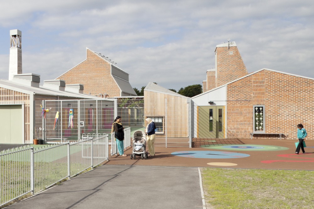Sandal Magna Community Primary School / Sarah Wigglesworth Architects